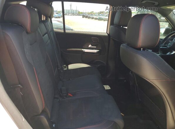 W1N4M4GB3SW400048 2025 MERCEDES-BENZ GLB-CLASS White Vista interior trasera