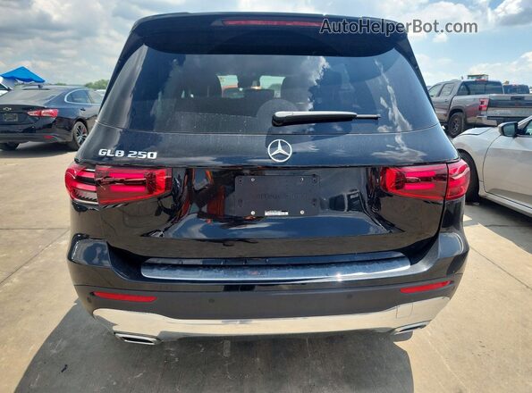 W1N4M4GB4SW415092 2025 MERCEDES-BENZ GLB-CLASS Black Widok z tyłu