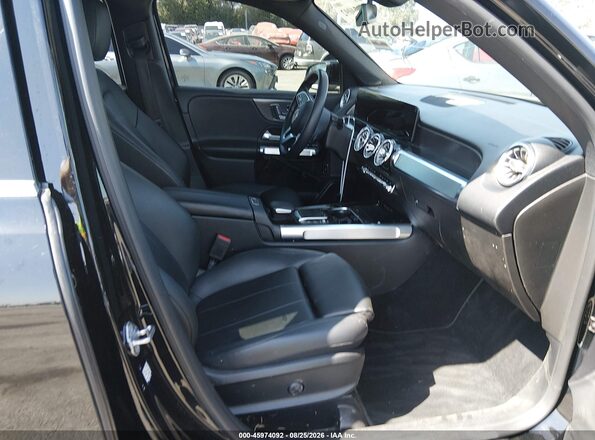 W1N4M4HB0MW101523 2021 MERCEDES-BENZ GLB-CLASS Черный Вид салона спереди