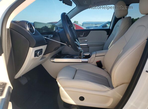 W1N4M4HB1LW032162 2020 MERCEDES-BENZ GLB-CLASS White Front interior view