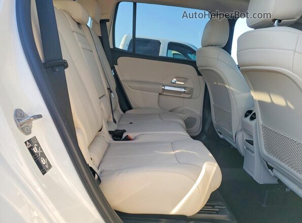 W1N4M4HB1LW032162 2020 MERCEDES-BENZ GLB-CLASS White Rear interior view