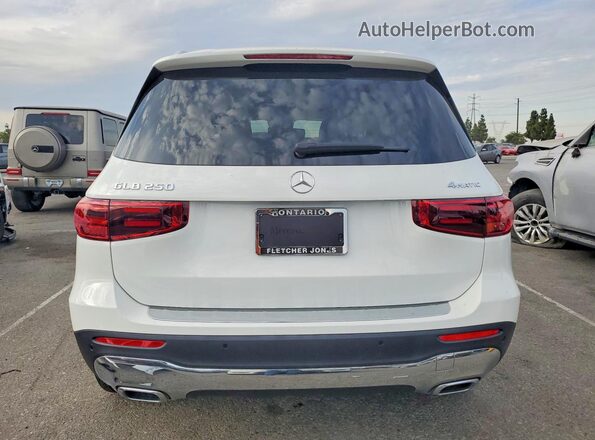 W1N4M4HB2RW373644 2024 MERCEDES-BENZ GLB-CLASS White Widok z tyłu