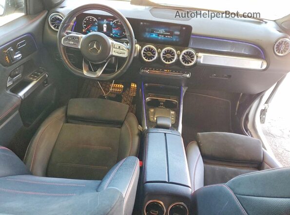 W1N4M4HB3NW240935 2022 MERCEDES-BENZ GLB-CLASS White Առջևի վահանակի տեսք