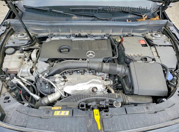 W1N4M4HB4PW268424 2023 MERCEDES-BENZ GLB-CLASS Black Widok komory silnika