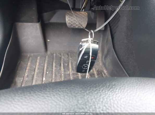 W1N4M4HB5MW104854 2021 MERCEDES-BENZ GLB-CLASS White Vista del salpicadero