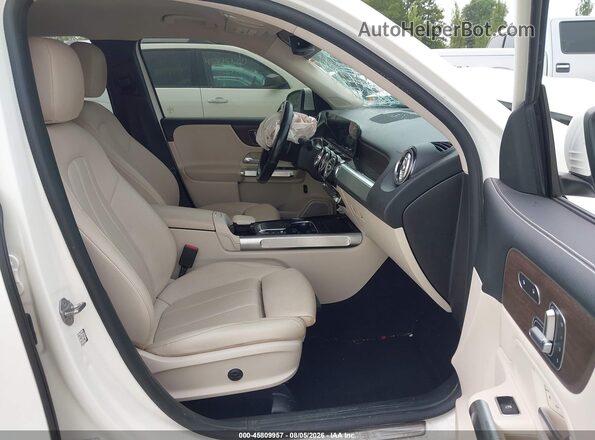W1N4M4HB6MW112509 2021 MERCEDES-BENZ GLB-CLASS White წინა სალონის ხედი