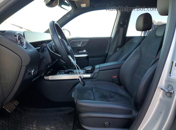 W1N4M4HB6PW331541 2023 MERCEDES-BENZ GLB-CLASS Silver Widok wnętrza z przodu