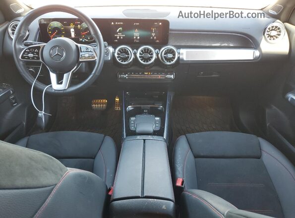 W1N4M4HB6PW331541 2023 MERCEDES-BENZ GLB-CLASS Silver Widok deski rozdzielczej