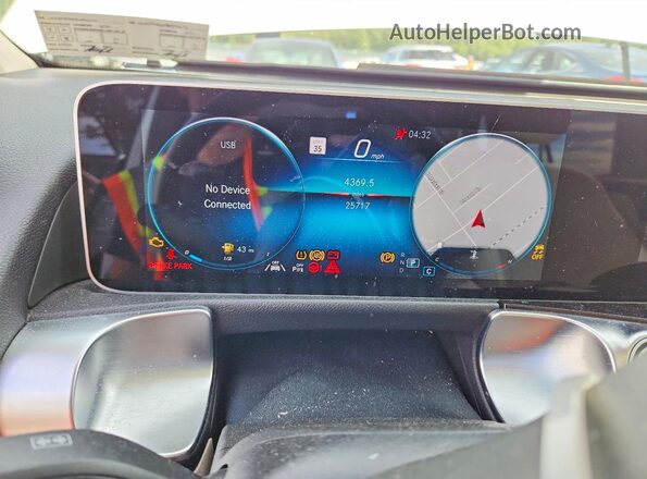 W1N4M4HB8MW092375 2021 MERCEDES-BENZ GLB-CLASS Белый Вид щитка приборов
