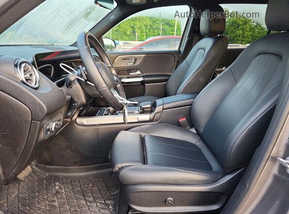 W1N4M4HB9MW109166 2021 MERCEDES-BENZ GLB-CLASS Gray Vista interior delantera