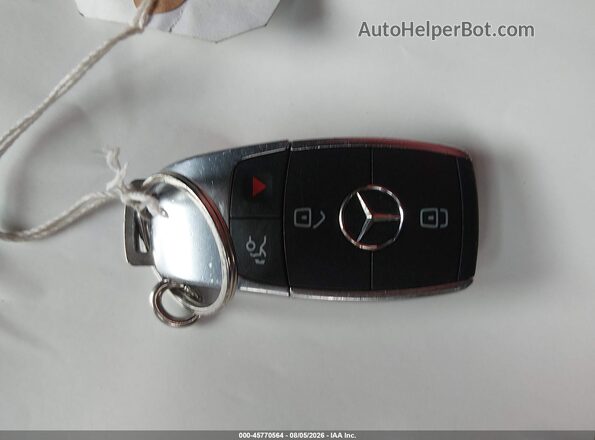 W1N4M4HBXNW251446 2022 MERCEDES-BENZ GLB-CLASS White Առջևի վահանակի տեսք