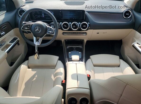 W1N4N4HB2MJ215744 2021 MERCEDES-BENZ GLA Blue Widok deski rozdzielczej