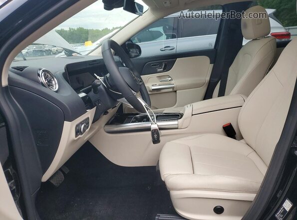 W1N4N4HB3TJ788232 2026 MERCEDES-BENZ GLA Black Вид салону спереду
