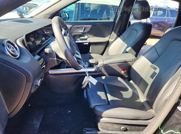 W1N4N4HB8MJ162273 2021 MERCEDES-BENZ GLA Black Front interior view