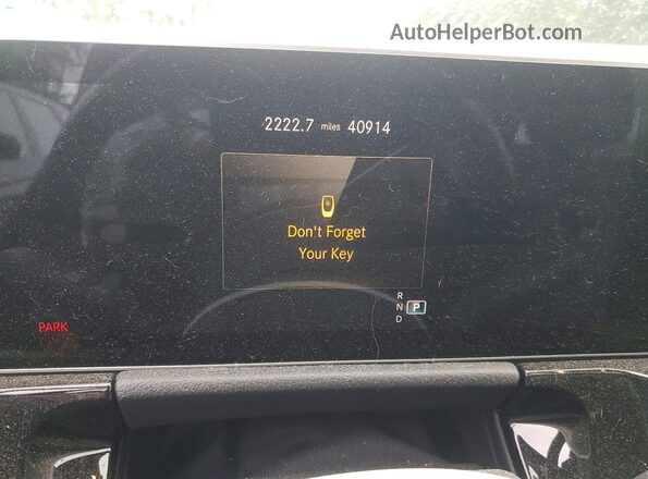 W1N4N4HB8MJ245315 2021 MERCEDES-BENZ GLA Black Widok zestawu wskaźników