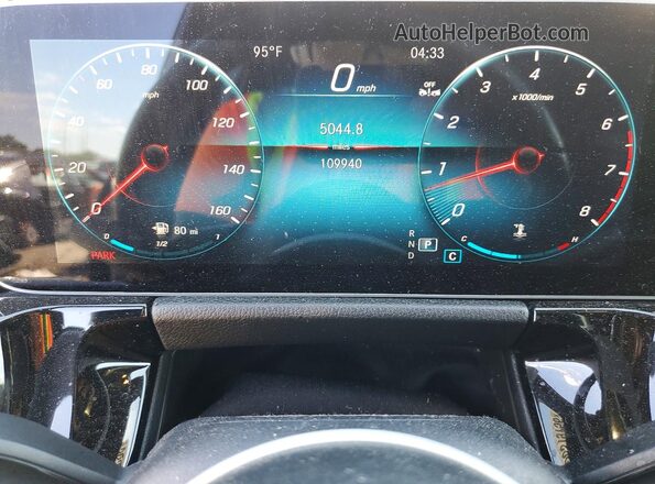 W1N4N4HBXMJ307281 2021 MERCEDES-BENZ GLA Silver Widok zestawu wskaźników