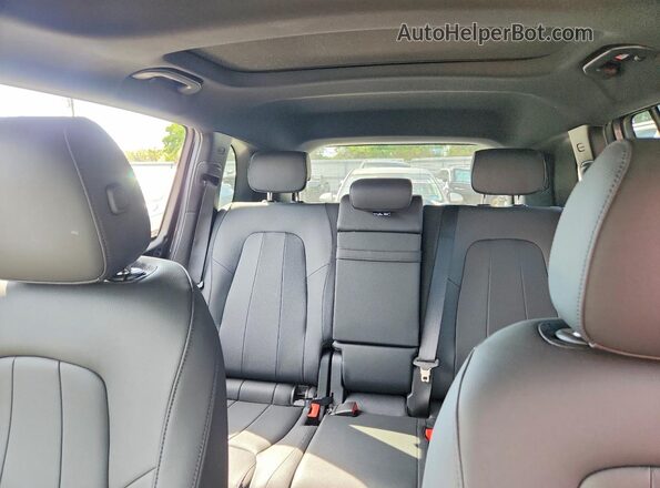 W1N9M0KBXSN149444 2025 MERCEDES-BENZ EQB Gray Vista de los asientos traseros
