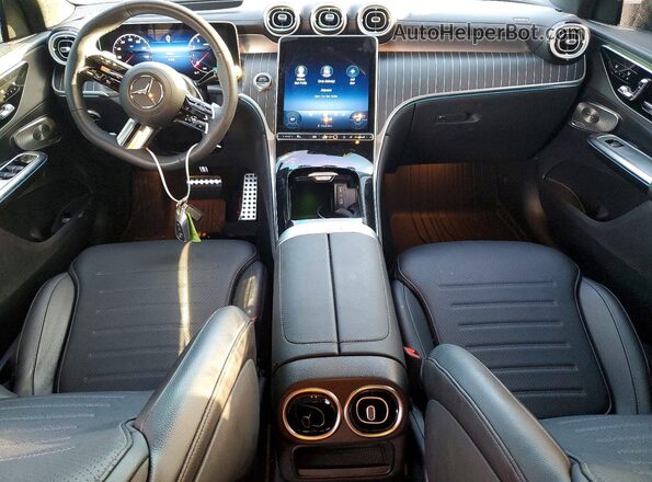 W1NKJ4HB4SF373781 2025 MERCEDES-BENZ GLC-CLASS Black Dashboard view