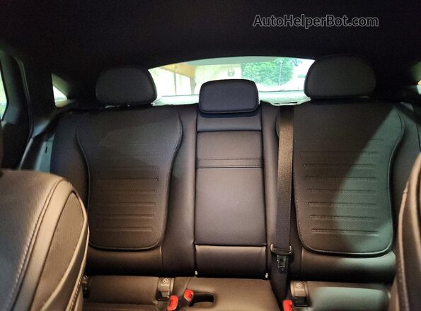 W1NKJ4HB5SF265055 2025 MERCEDES-BENZ GLC-CLASS White Vista de los asientos traseros