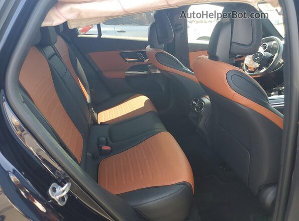 W1NKJ4HB7RF081939 2024 MERCEDES-BENZ GLC-CLASS Black Vista interior trasera