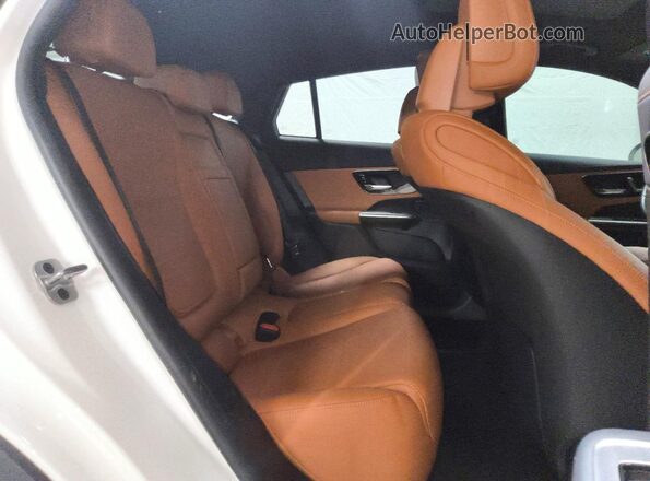 W1NKJ4HB8SF265454 2025 MERCEDES-BENZ GLC-CLASS Белый Вид задней части салона