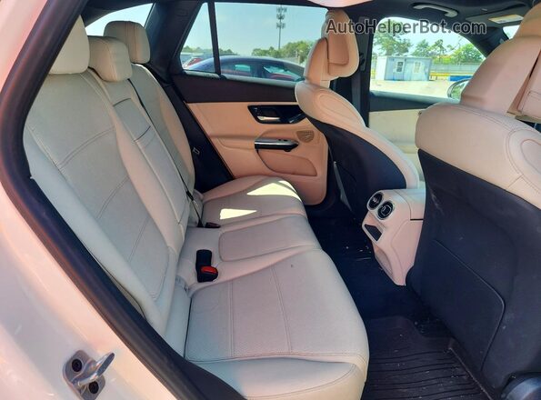 W1NKM4HB2TF555195 2026 MERCEDES-BENZ GLC-CLASS White Vista interior trasera