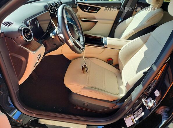 W1NKM4HB3RF117214 2024 MERCEDES-BENZ GLC-CLASS Black Widok wnętrza z przodu