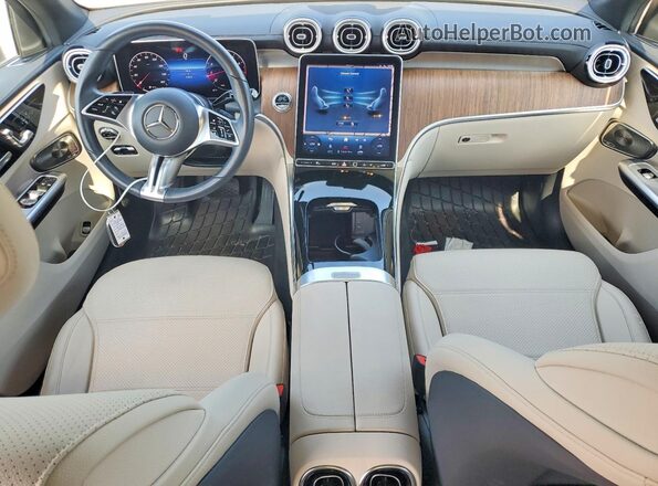 W1NKM4HB4PU011895 2023 MERCEDES-BENZ GLC-CLASS White Vista del salpicadero