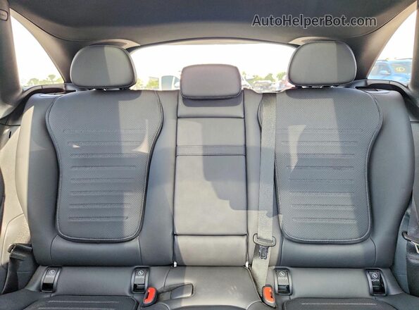 W1NKM4HB7SF301481 2025 MERCEDES-BENZ GLC-CLASS Gray Widok tylnych siedzeń