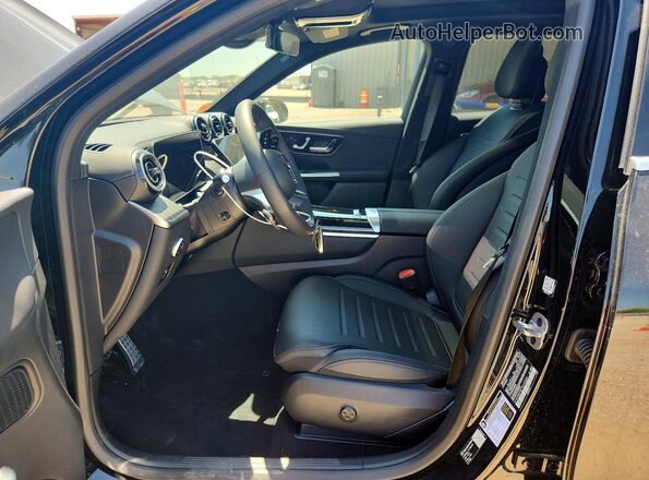 W1NKM4HB7TU143544 2026 MERCEDES-BENZ GLC-CLASS Black Вид салону спереду