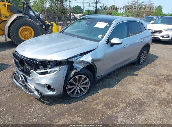 W1NKM4HB8RF068236 2024 MERCEDES-BENZ GLC 300 Silver წინა მარცხენა ხედი სამი მეოთხედიდან