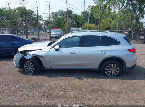 W1NKM4HB8RF068236 2024 MERCEDES-BENZ GLC 300 Silver სალონის 360-გრადუსიანი ხედი