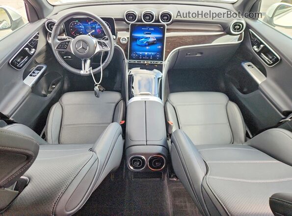 W1NKM4HB9SF253255 2025 MERCEDES-BENZ GLC-CLASS White Dashboard view