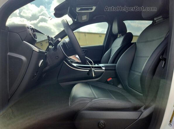 W1NKM4HB9SF253255 2025 MERCEDES-BENZ GLC-CLASS White Front interior view