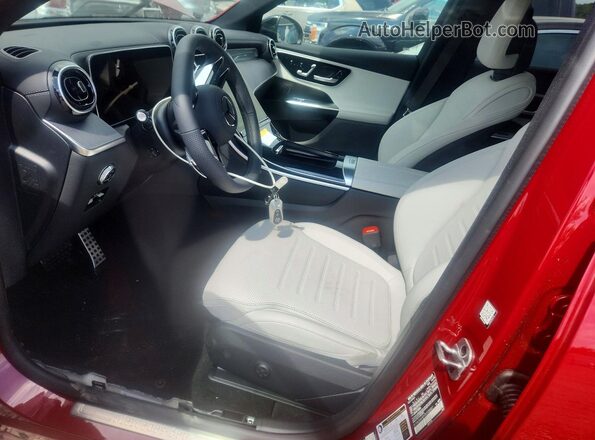 W1NKM4HB9TU120007 2026 MERCEDES-BENZ GLC-CLASS Красный Вид салона спереди