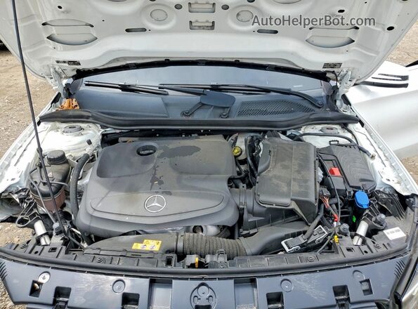 W1NTG4EB1LU040295 2020 MERCEDES-BENZ GLA Белый Вид задней части салона