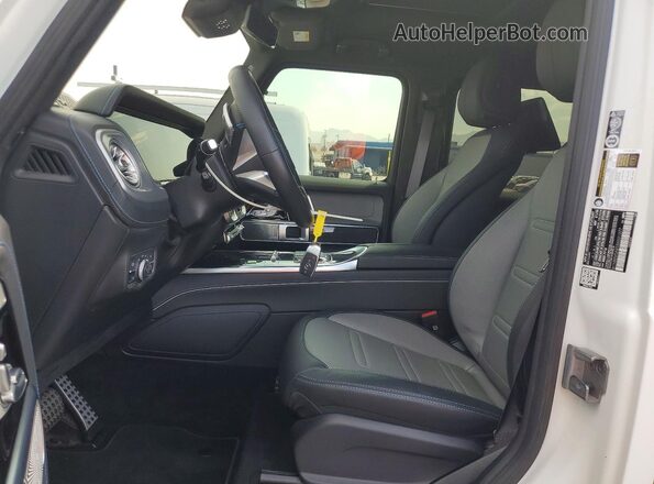 W1NWM0AB0SX031377 2025 MERCEDES-BENZ G-CLASS White Front interior view