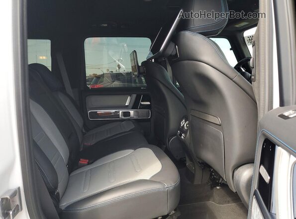 W1NWM0AB0SX031377 2025 MERCEDES-BENZ G-CLASS White Rear interior view