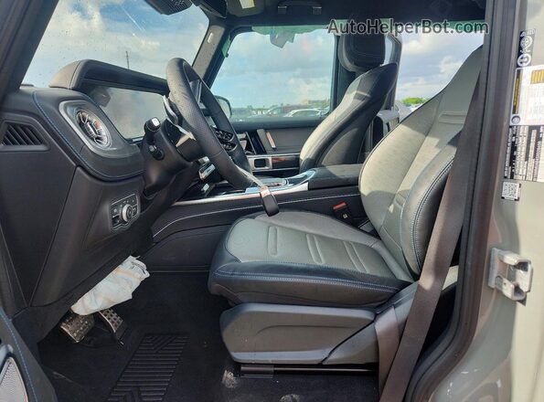 W1NWM0AB4SX028658 2025 MERCEDES-BENZ G-CLASS Gray Vista interior delantera