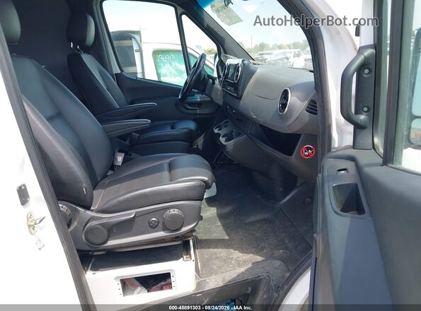W1W4EBVYXLT031020 2020 MERCEDES-BENZ SPRINTER White Вид салону спереду