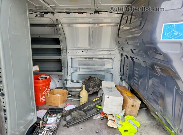 W1YV0BEY0P4359914 2023 MERCEDES-BENZ METRIS White Widok wnętrza z tyłu
