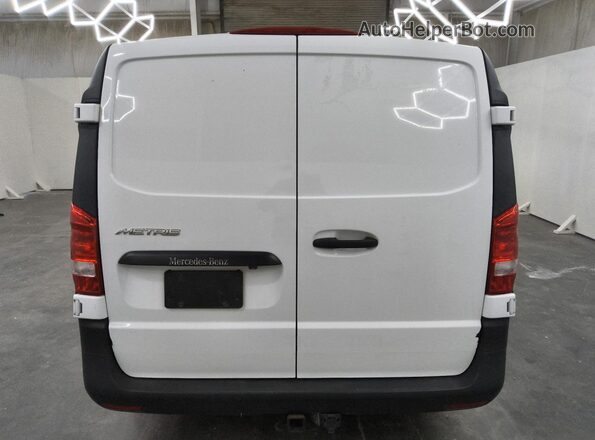 W1YV0BEY5N4149581 2022 MERCEDES-BENZ METRIS Black 