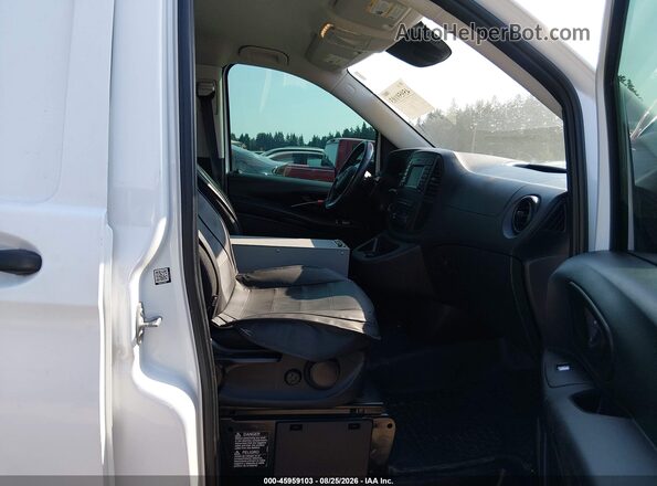 W1YV0BEY7L3684740 2020 MERCEDES-BENZ METRIS White Vista interior delantera
