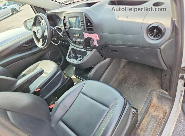 W1YV0CEYXN3961812 2022 MERCEDES-BENZ METRIS White წინა პანელის ხედი