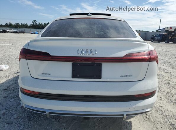 WA12AAGE9MB001410 2021 AUDI E-TRON White Հետևի տեսք