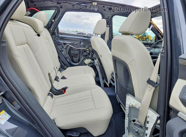 WA12AAGU0S2118670 2025 AUDI Q5 Charcoal Widok wnętrza z tyłu