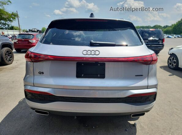 WA12AAGU6S2034286 2025 AUDI Q5 Silver Հետևի տեսք
