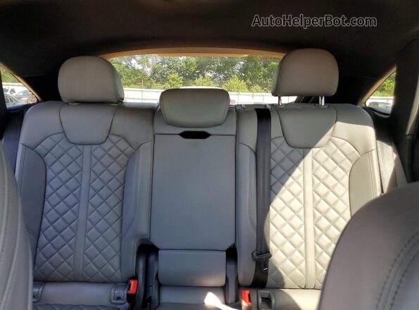 WA134BFY7M2070710 2021 AUDI SQ5 Gray Rear seats view