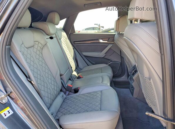 WA134BFY7M2070710 2021 AUDI SQ5 Gray Rear interior view