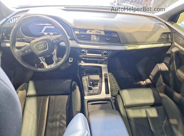 WA14AAFY4R2015789 2024 AUDI Q5 Black Առջևի վահանակի տեսք
